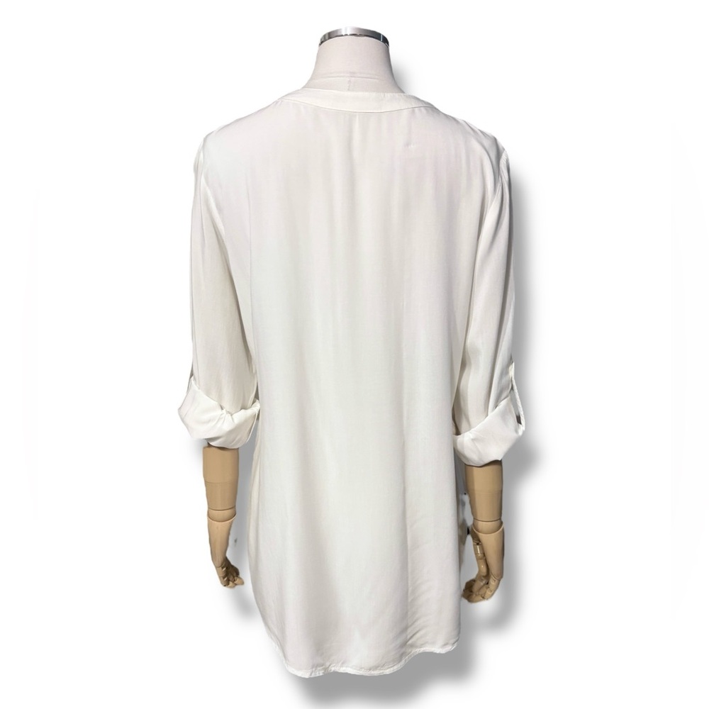 Solitaire White Split Neck Tunic Multicolored Flo… - image 3